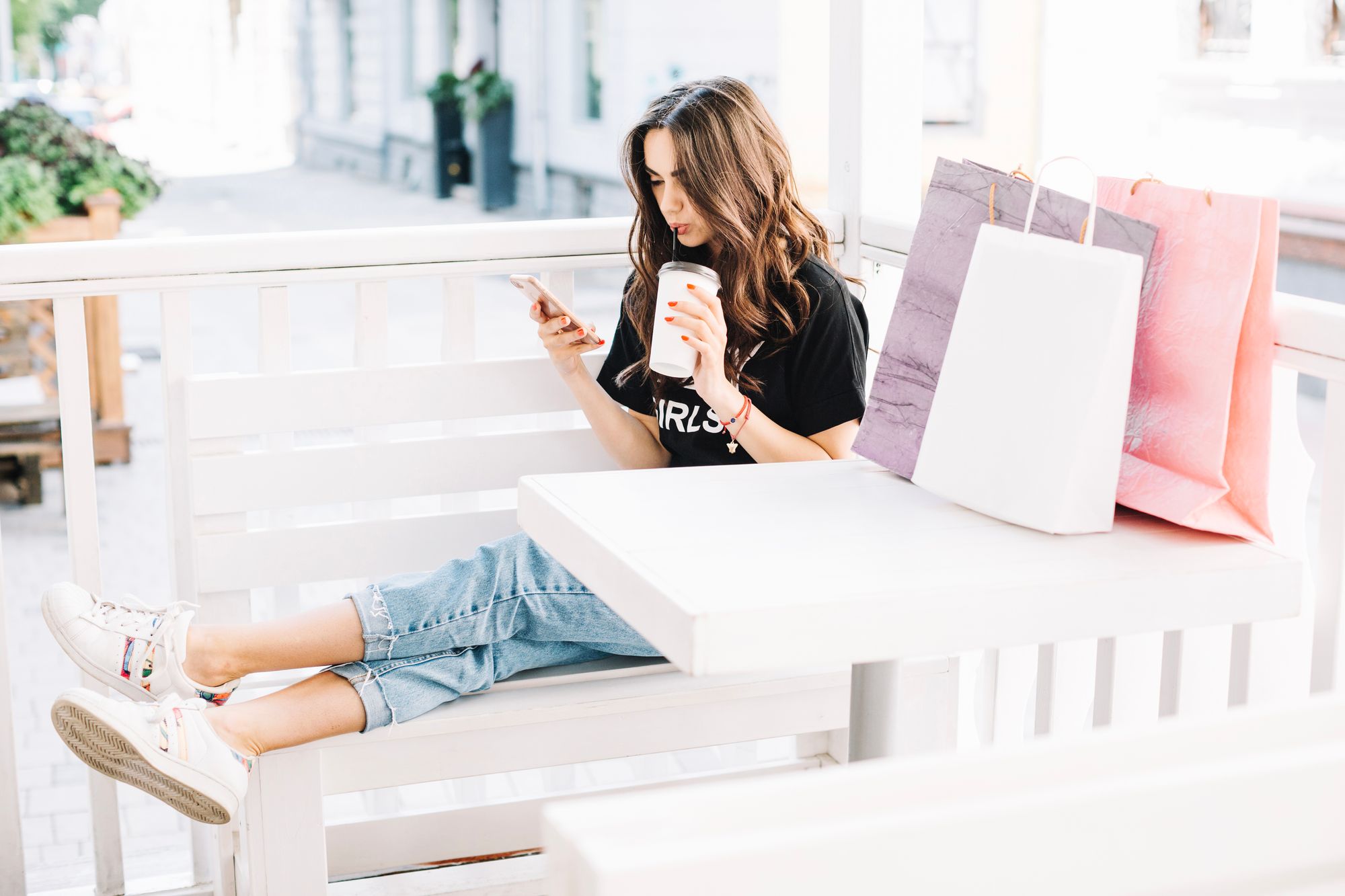 Accepting Crypto Payment: How Online Stores Attract Gen Z Customers