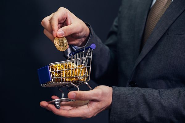 Business Owner Tips: Why Cryptocurrency Is A Good Option For Processing High-Value Transactions