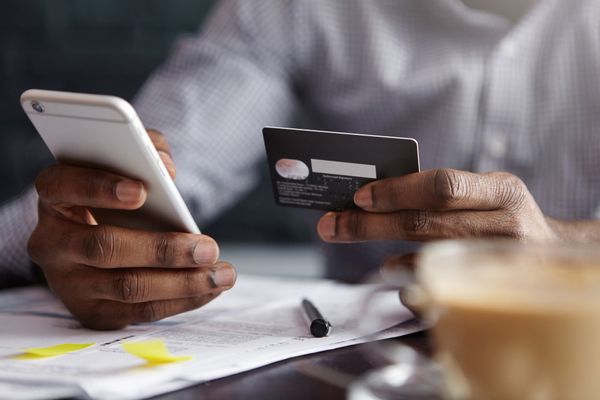 How To Avoid Chargebacks on E-Commerce Transactions: 2024 Updated